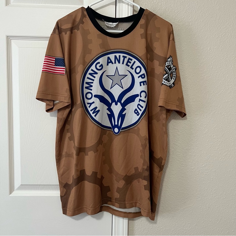 Wyoming Antelope Club Men's Brown T-Shirt